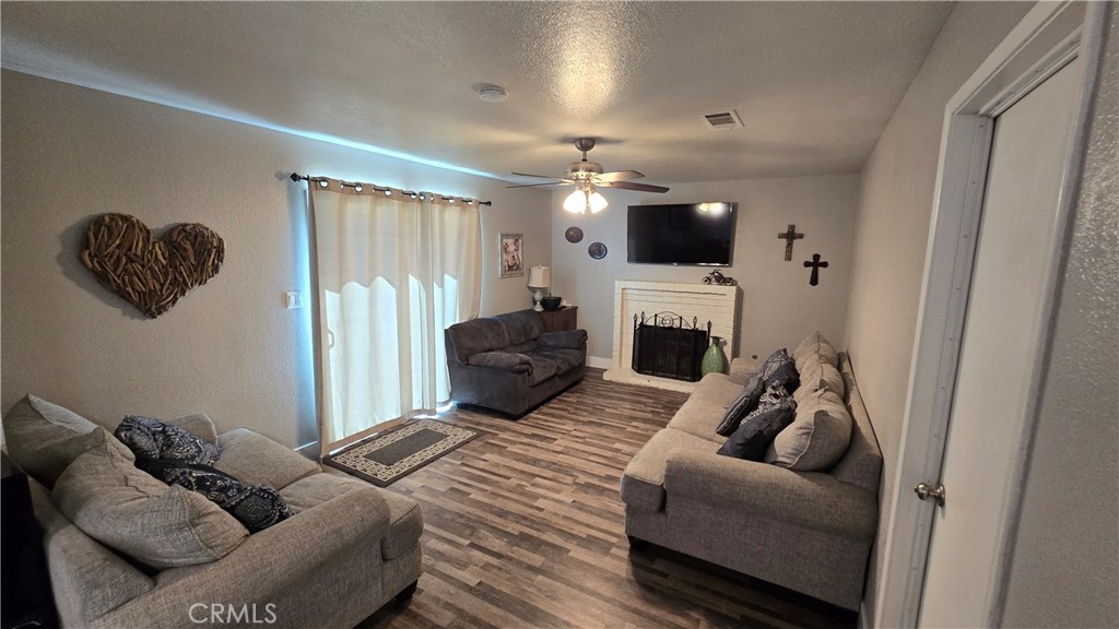 2440 Crystal Springs Ave, Merced, CA 95348