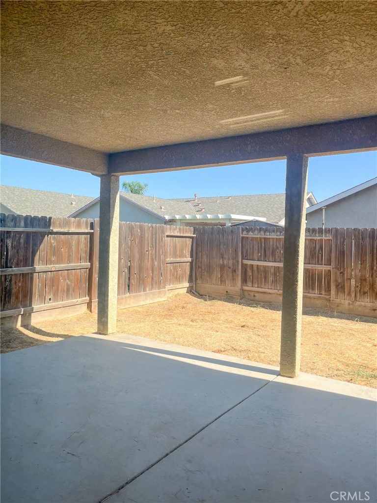 2153 W Solis St, Merced, CA 95348