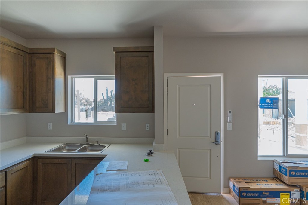 40 W 13th St, Merced, CA 95341