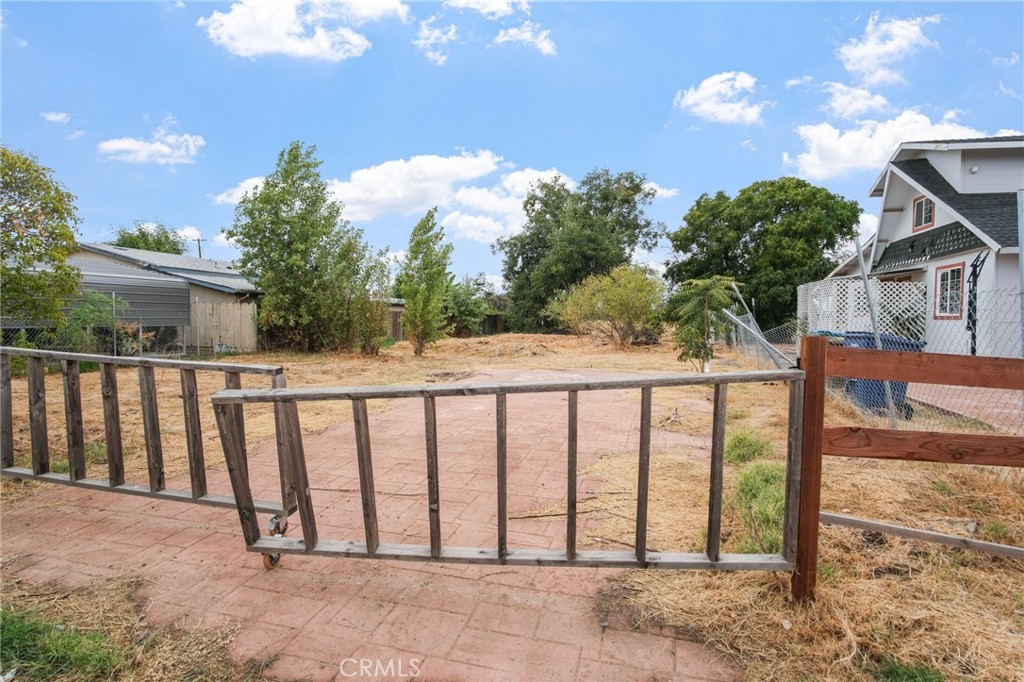 2923 Elm Ave, Merced, CA 95348