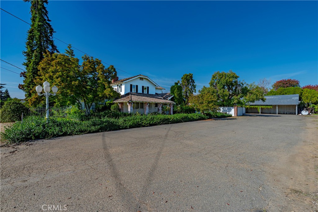 1785 E North Bear Creek, Merced, CA 95340