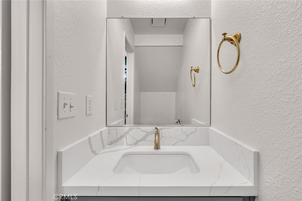 3350 74 M, Merced, CA 95348