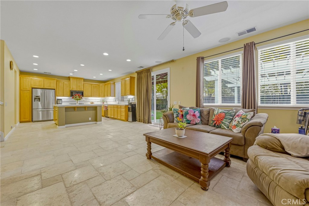 1258 Avignon, Merced, CA 95348