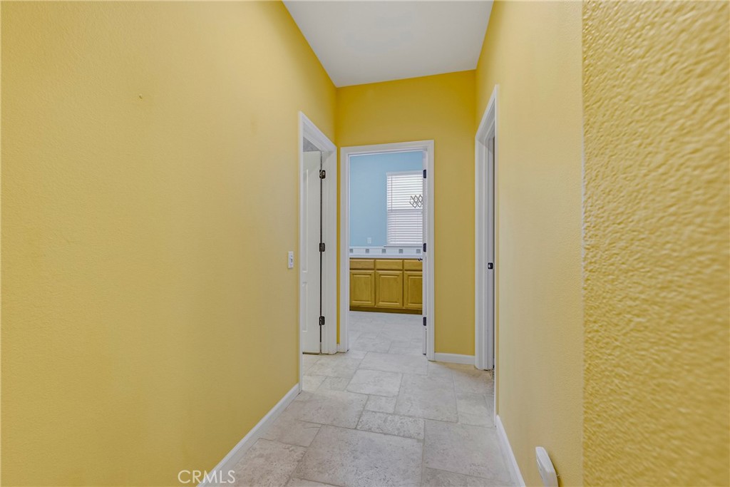 1258 Avignon, Merced, CA 95348