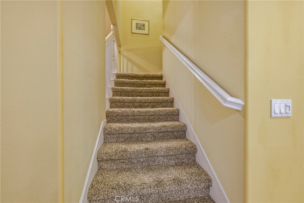 1258 Avignon, Merced, CA 95348