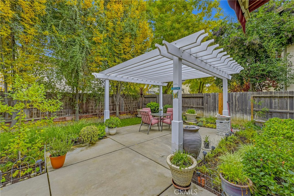 1258 Avignon, Merced, CA 95348