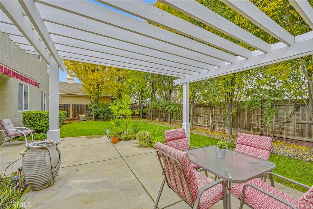 1258 Avignon, Merced, CA 95348