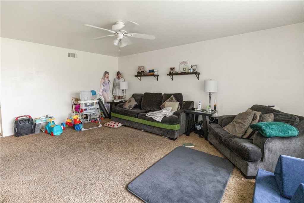 3125 El Capitan, Merced, CA 95340