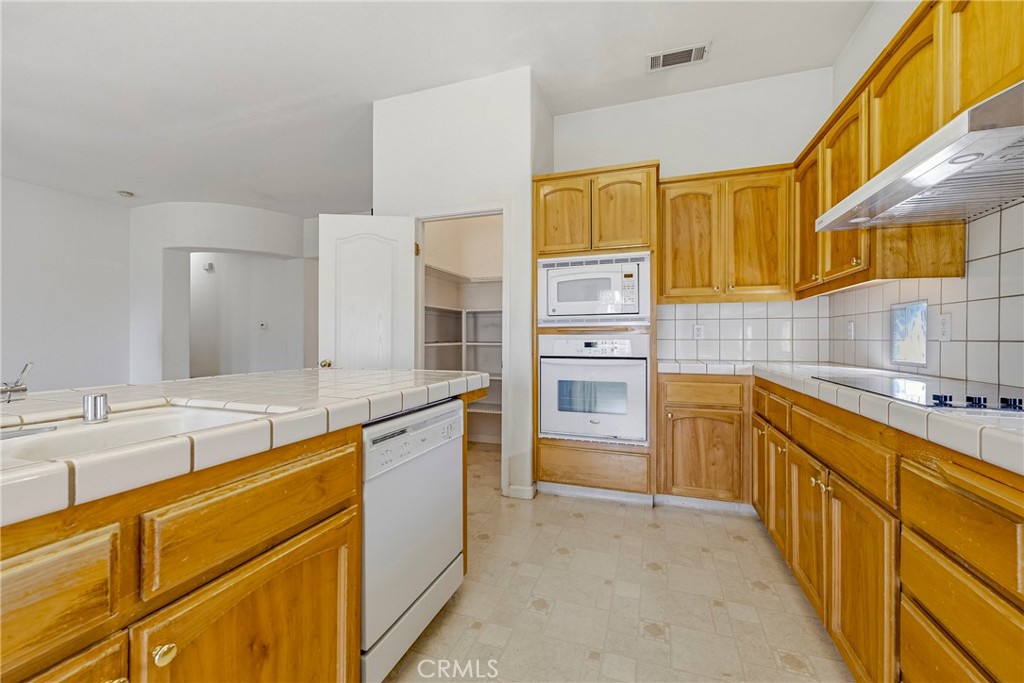 4115 Bella Vista St, Chowchilla, CA 93610