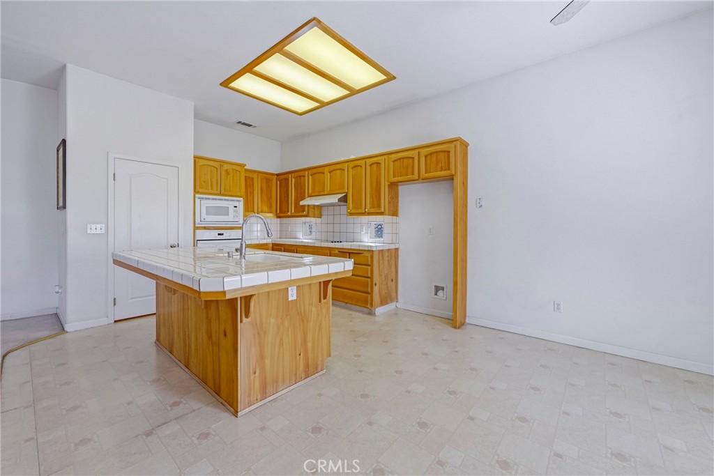 4115 Bella Vista St, Chowchilla, CA 93610