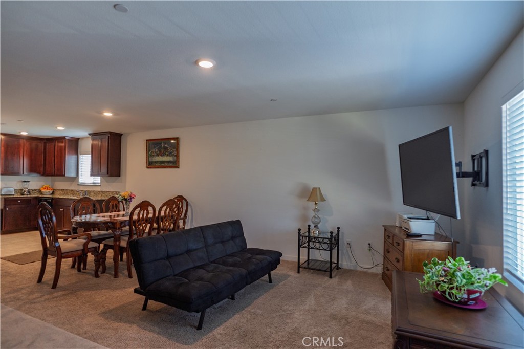 714 Dean Ct, Merced, CA 95341