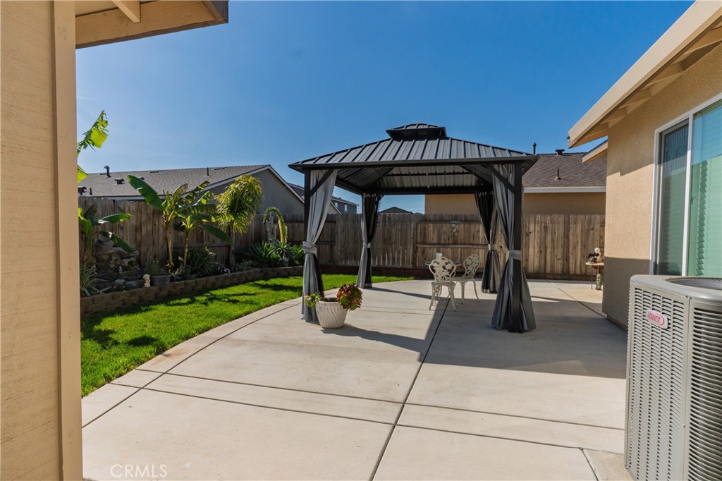 714 Dean Ct, Merced, CA 95341