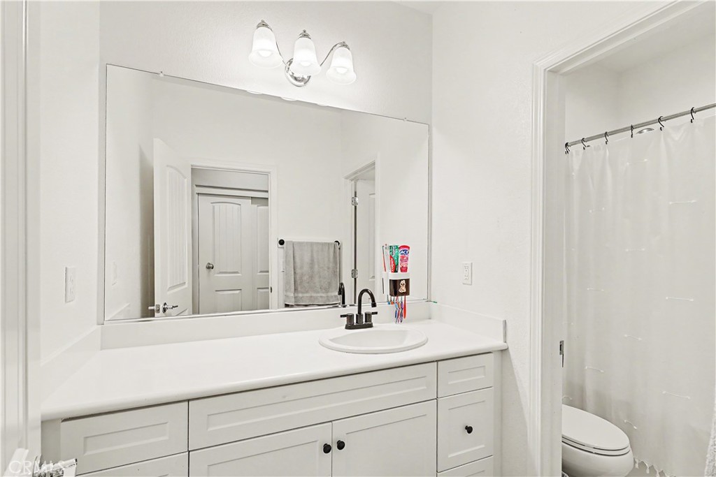 494 Lily, Merced, CA 95341