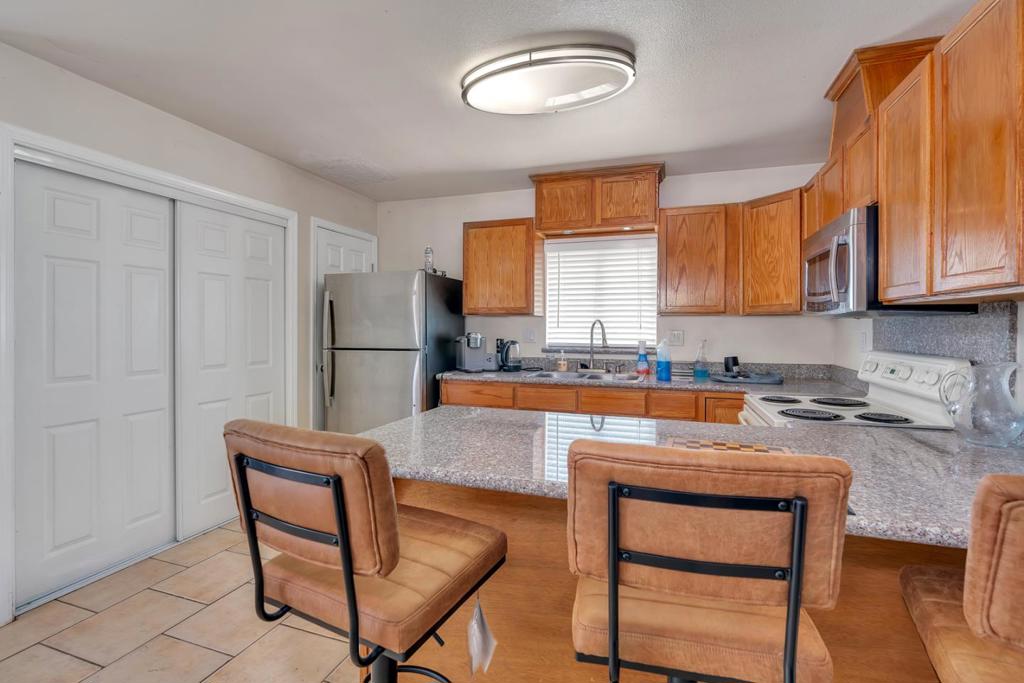 2965 Dunn Rd, Merced, CA 95340