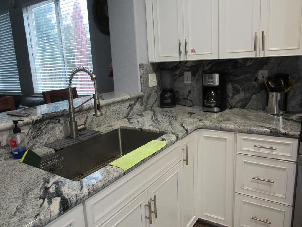 413 Hydrangea Ct, Merced, CA 95341