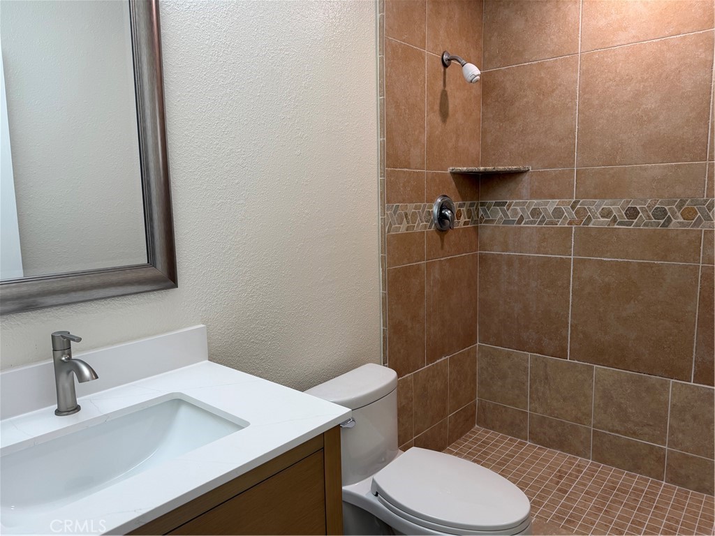 1056 E Alexander, Merced, CA 95340