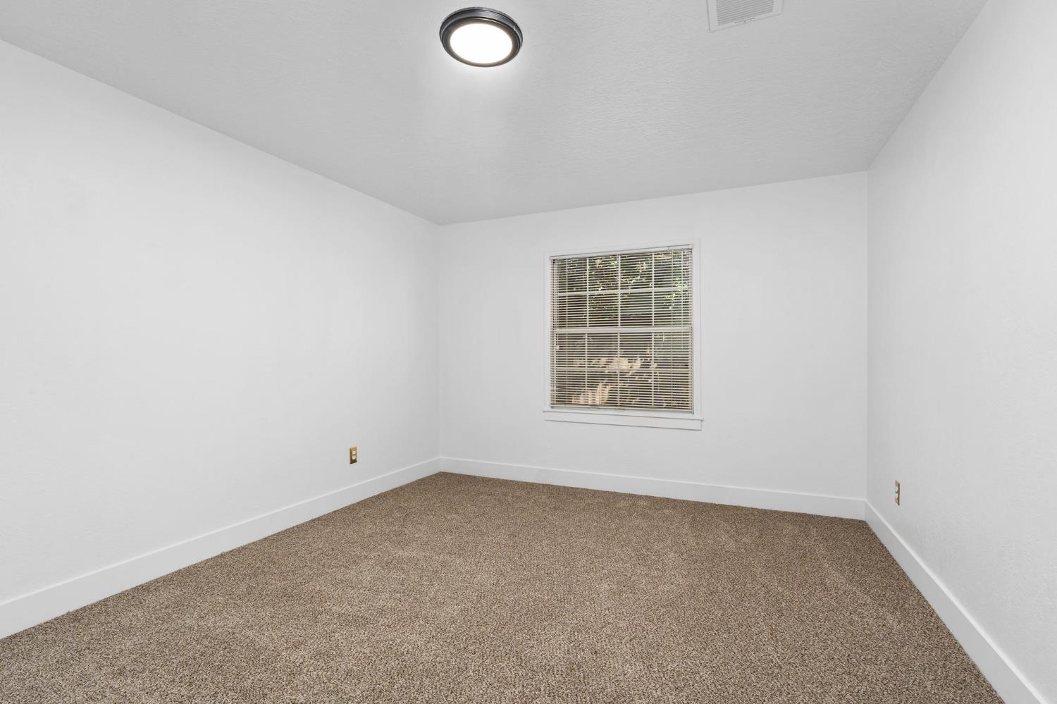 2971 Chestnut Ave, Merced, CA 95340