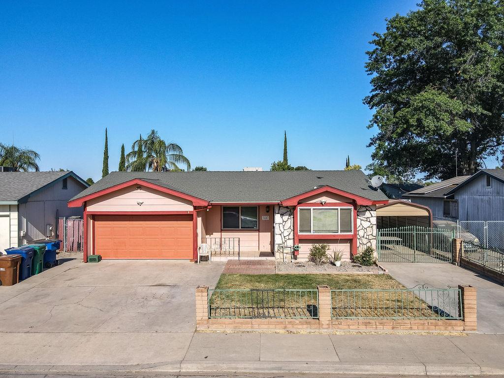 2443 Fern St, Merced, CA 95348