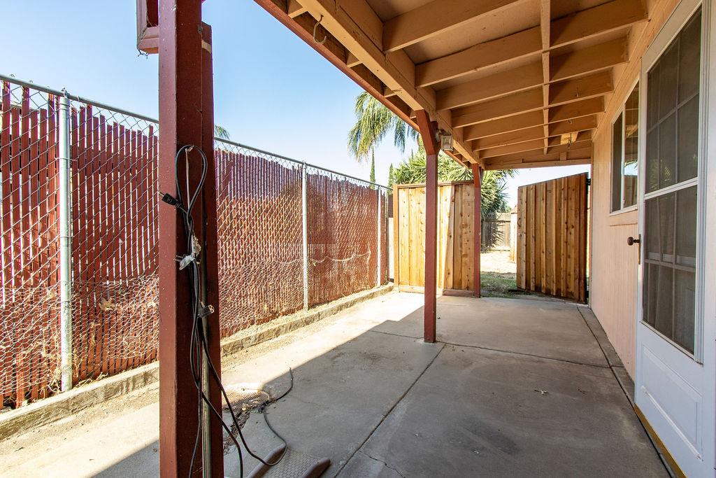 2443 Fern St, Merced, CA 95348