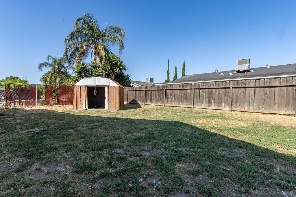 2443 Fern St, Merced, CA 95348