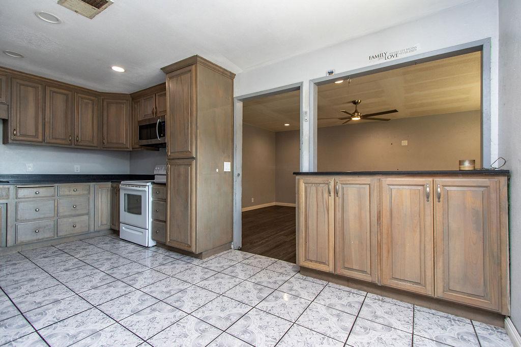 2443 Fern St, Merced, CA 95348