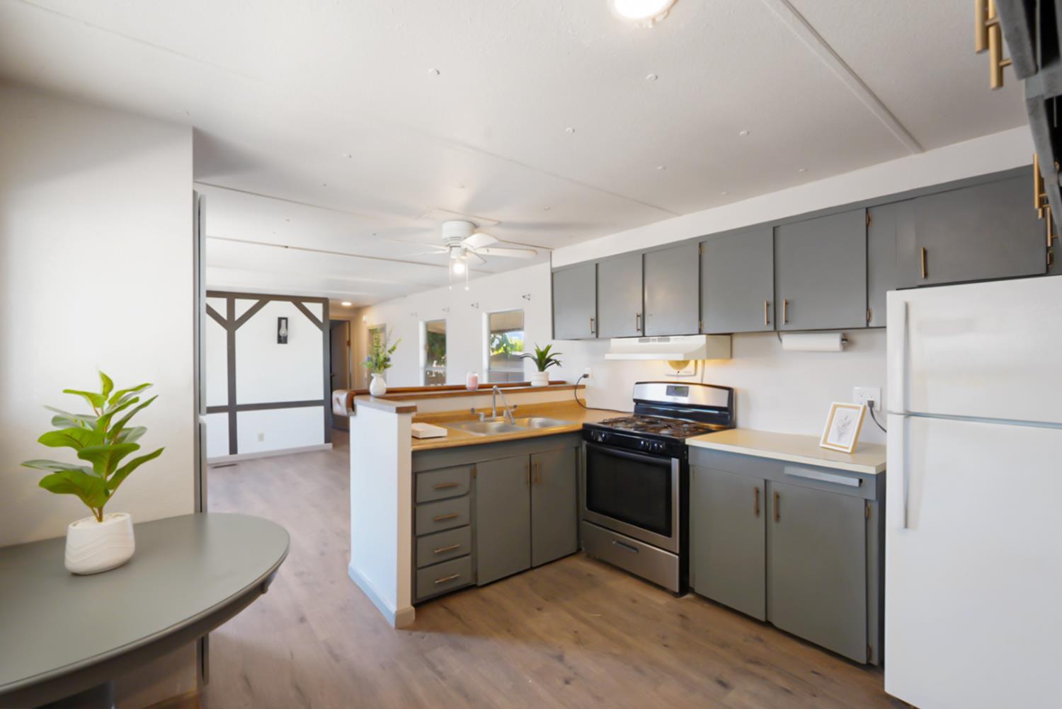 2499 E Gerard Ave #96, Merced, CA 95341