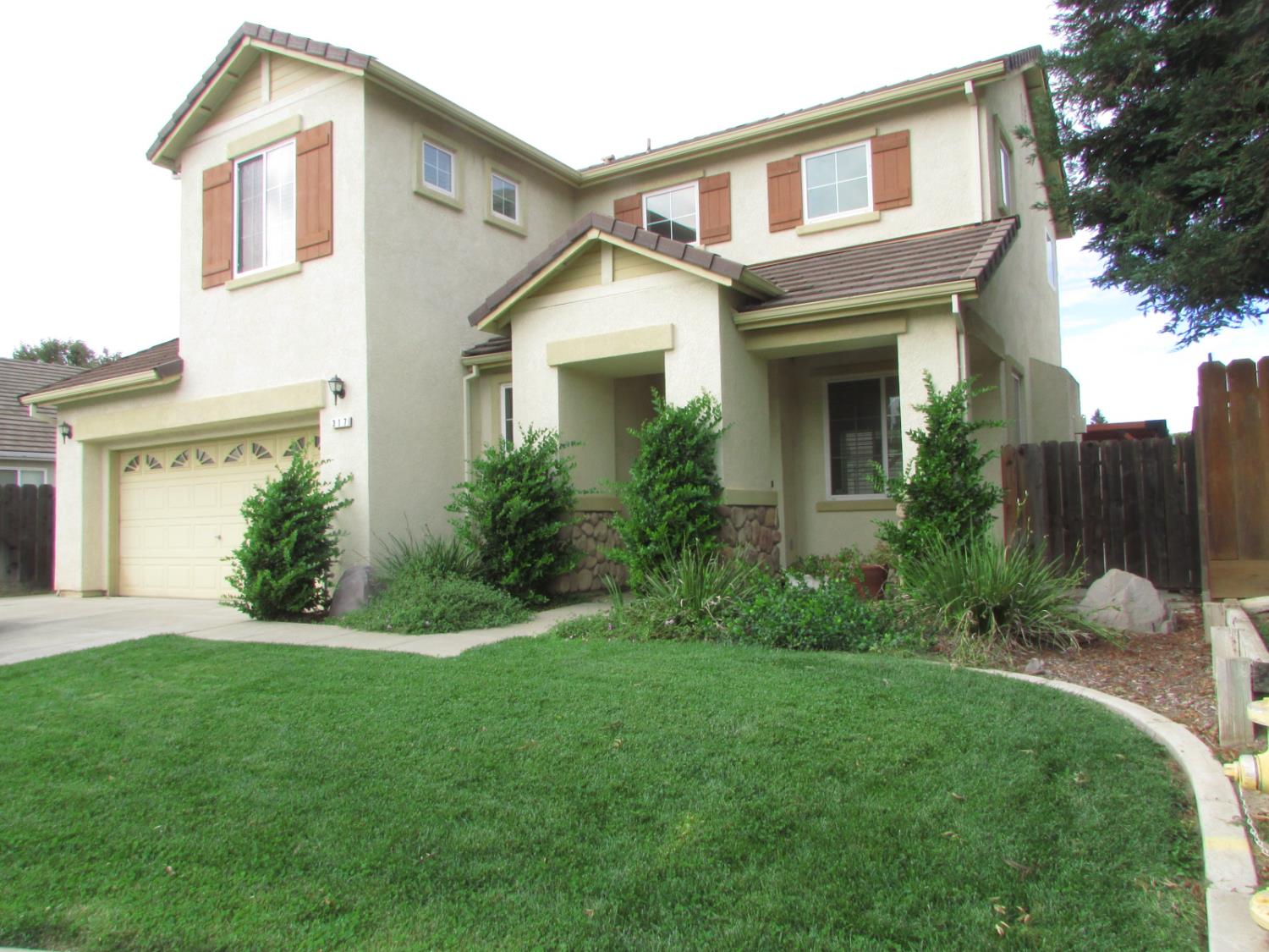 317 Daisy Ct, Merced, CA 95341