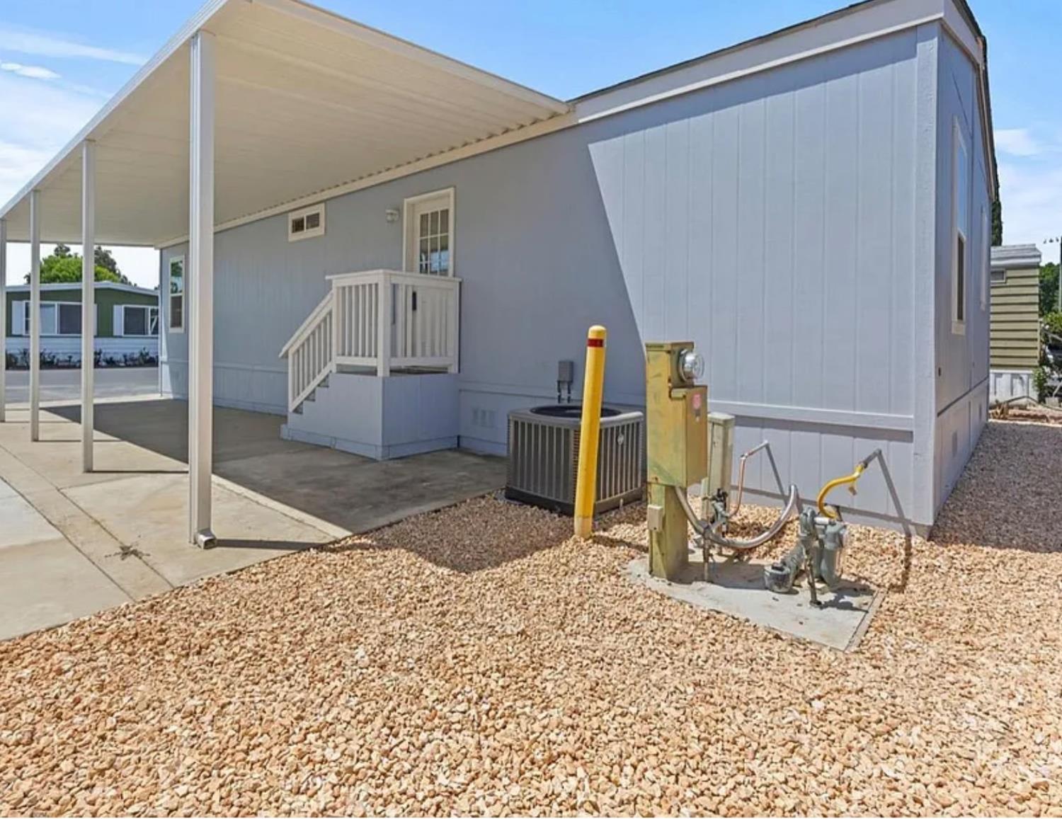 2240 Golden Oak Ln #104, Merced, CA 95341