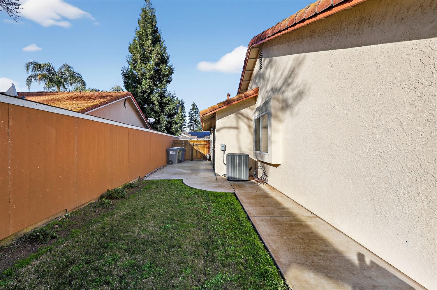 1844 Springfield, Merced, CA 95340