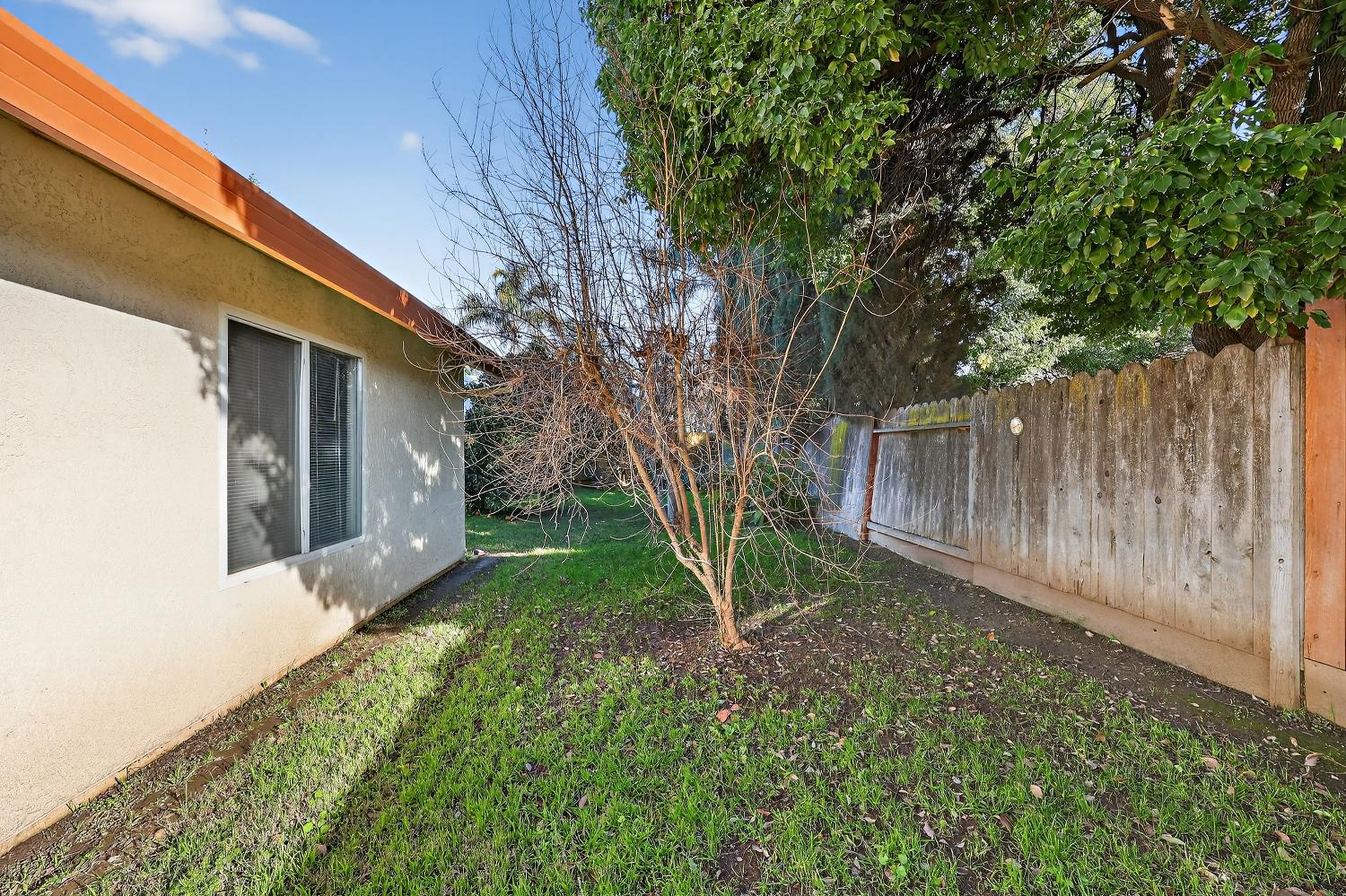 1844 Springfield, Merced, CA 95340