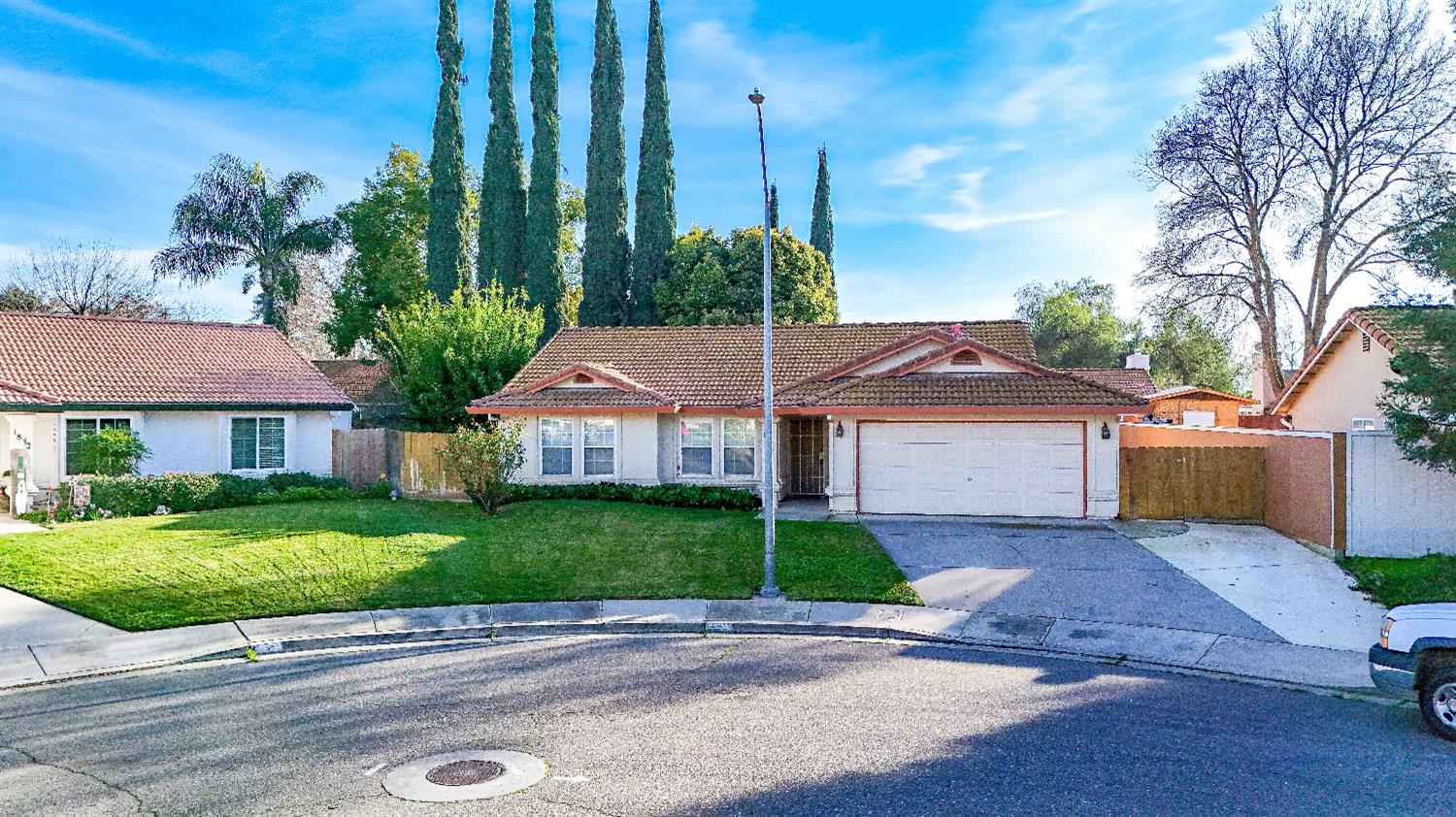 1844 Springfield, Merced, CA 95340