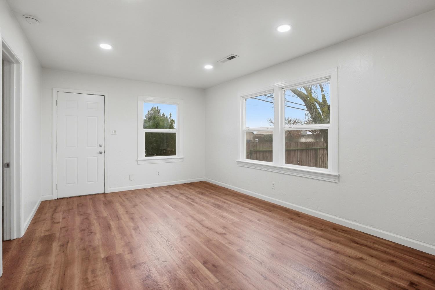 2410 E Gerard, Merced, CA 95341