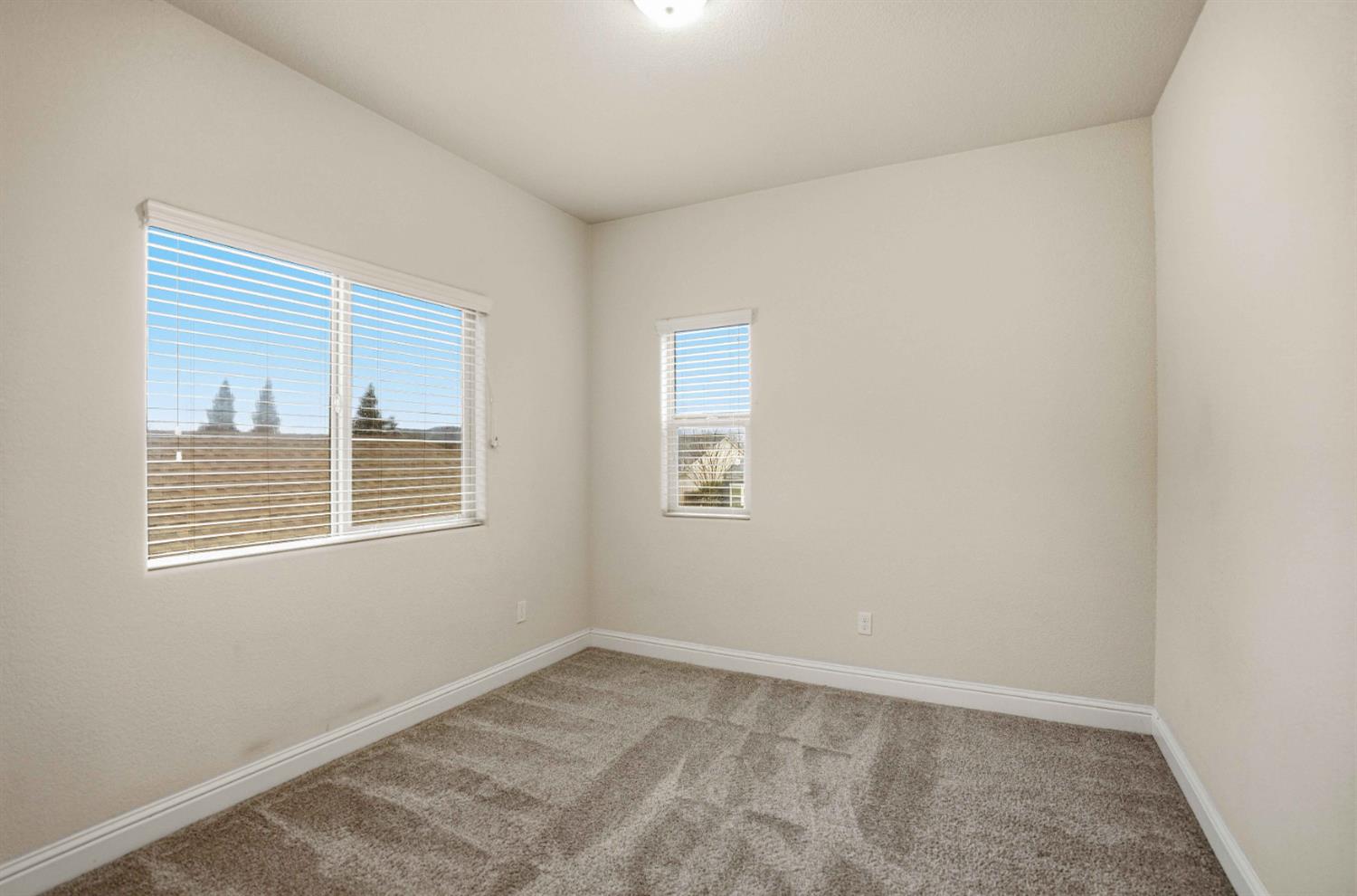 4852 Kinross Ct, Merced, CA 95348